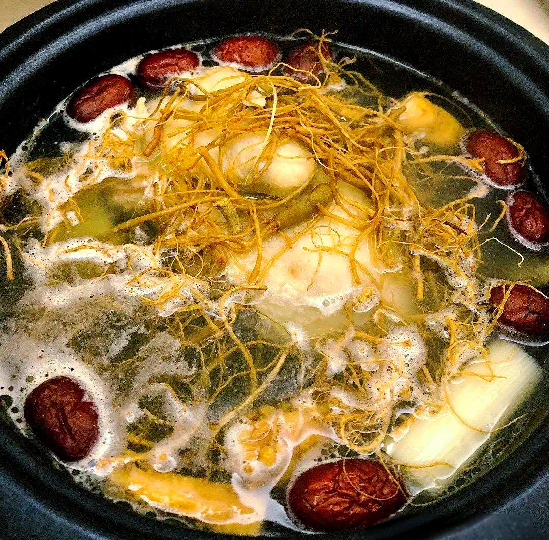 福建传统长高秘方揭秘:田七鸡汤真的有效吗?