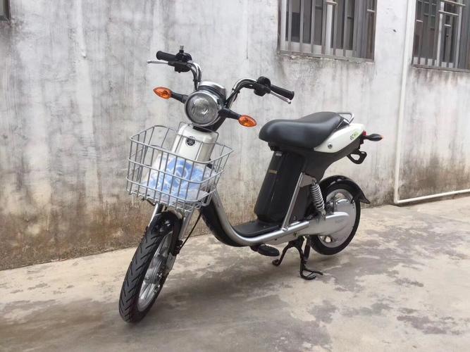 雅马哈48v350w电动车电机最快时速是多少