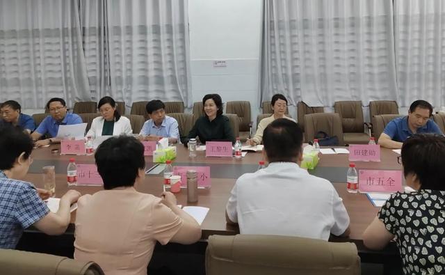 南阳人大常委会副主任王黎生专题调研破解中心城区大班额问题工作