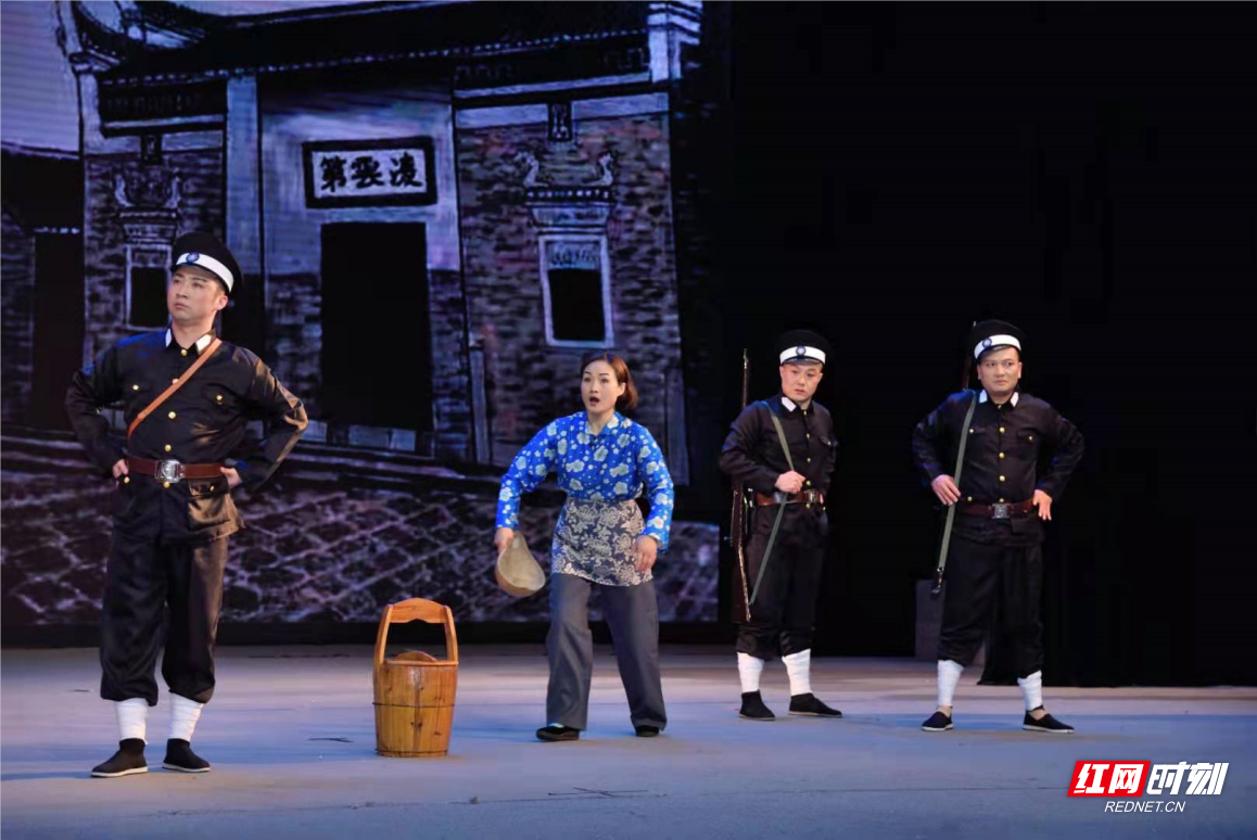 永兴县创作排演花鼓戏剧《嫂子送饭》