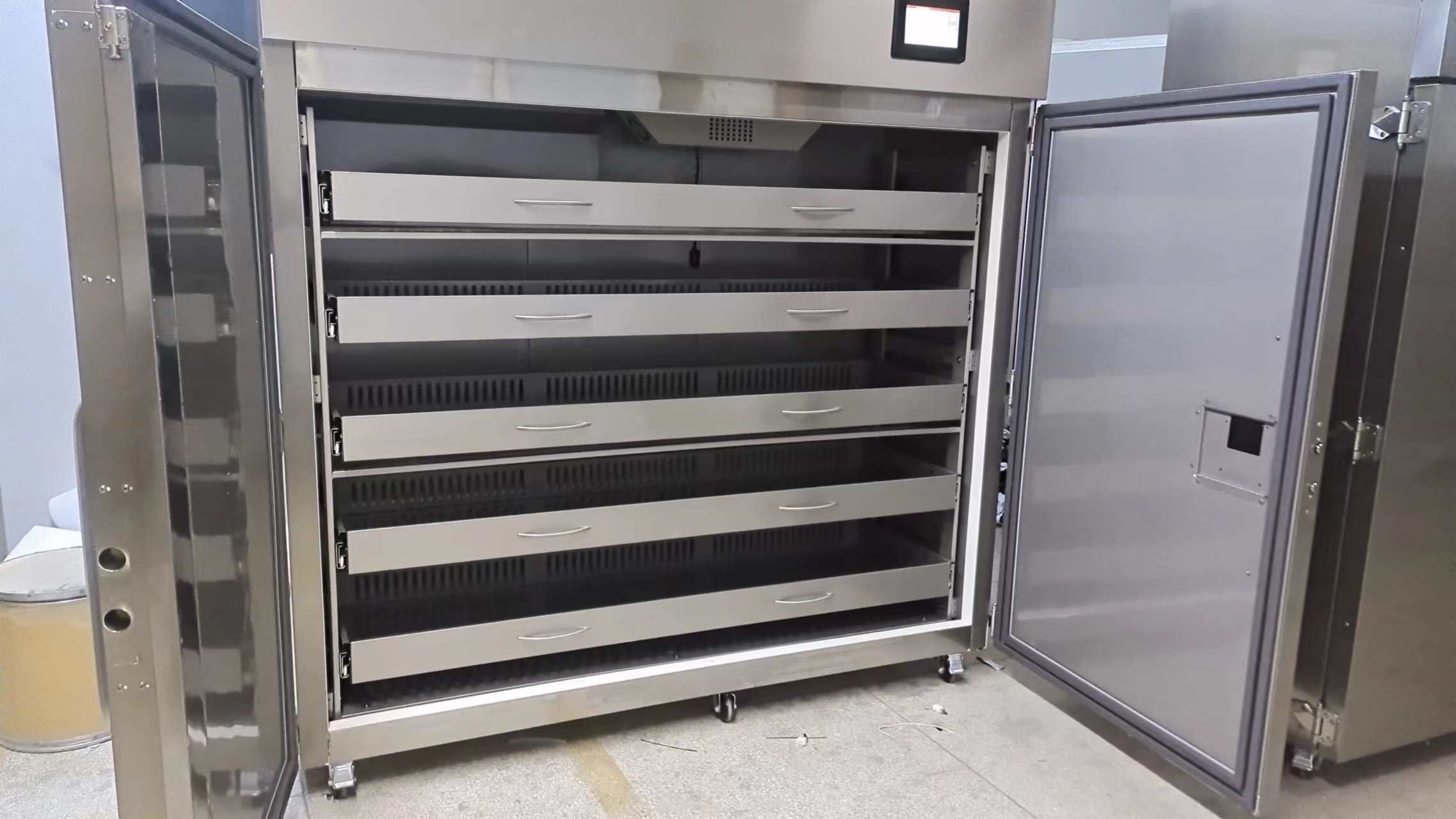 隔板式无水恒湿典藏柜(档案字画恒湿储藏柜)