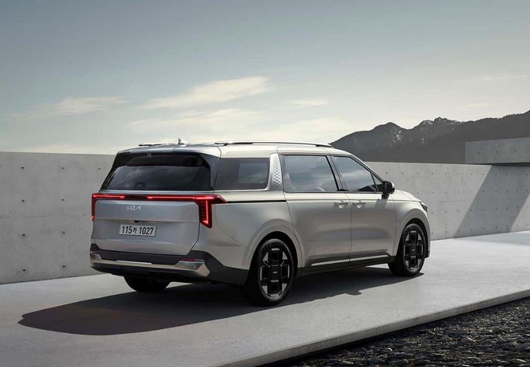 67提到合资的mpv车型,国内大家熟知的就是别克glb,丰田赛那,本田