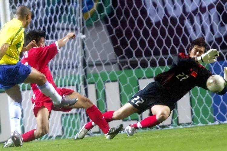 安哥拉足球盛事:八一俱乐部的荣耀之路