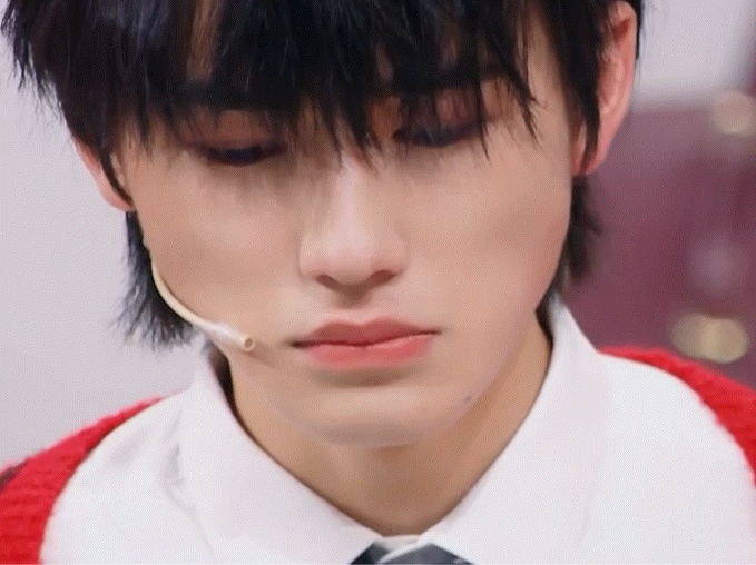 《王牌对王牌》:宋亚轩演绎患癌少年,少了点虚弱感