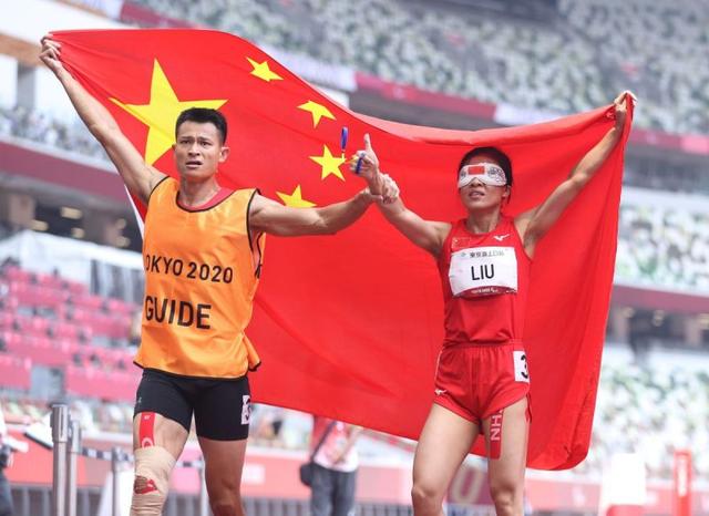 盲人领跑员徐冬林:站在残奥冠军背后的男人