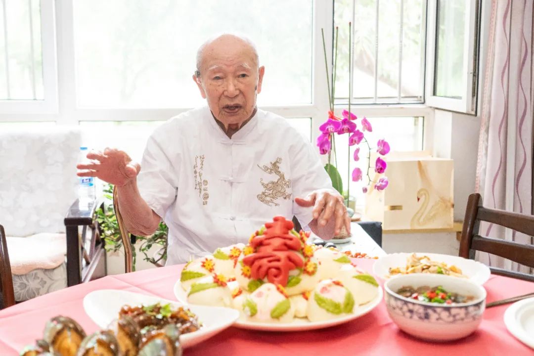 我心向党(33|沈魁:70载从医生涯诠释医者仁心