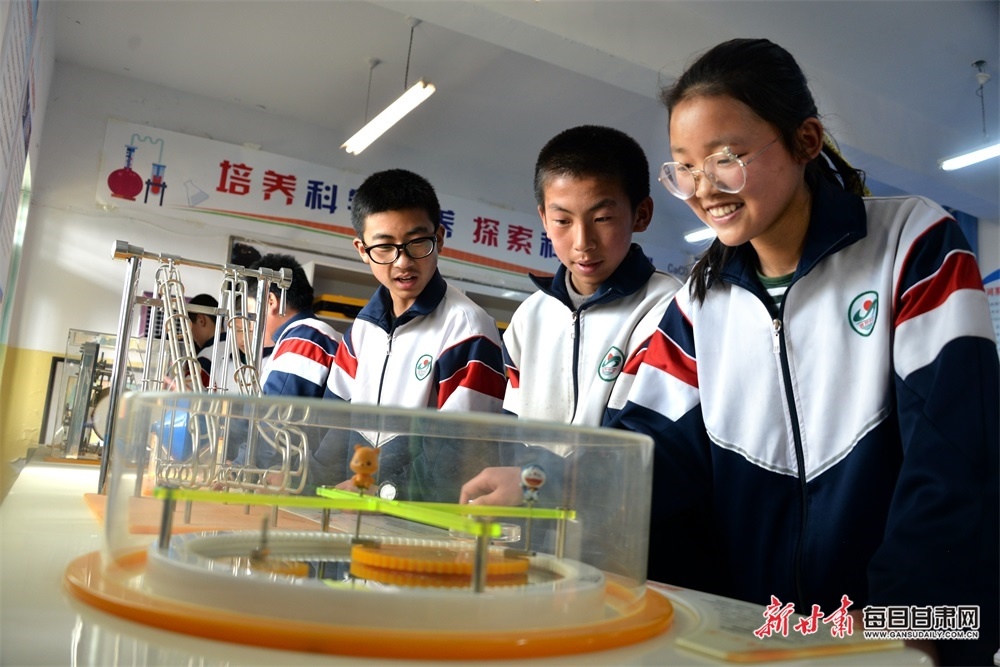 陇西首阳中学多彩课后服务点亮校园