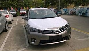 卡罗拉珍珠白跟超级白选哪个?