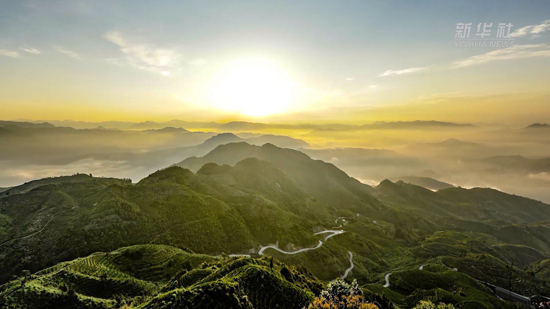 日出安溪看茶乡美景