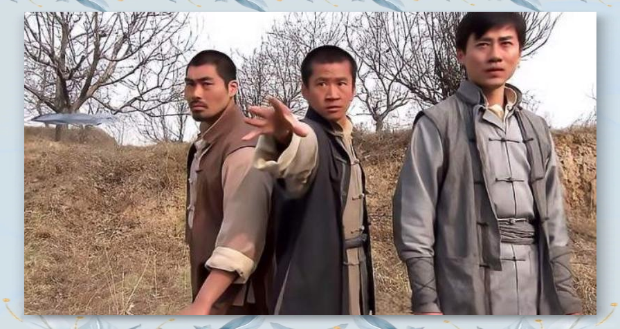 抗日神剧:手撕鬼子与奇幻场景引关注,竟有日本人为其编书