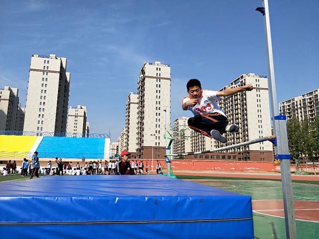 曲周一中昨日举行2022年秋季运动会