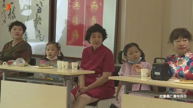 吐鲁番市图书馆庆中秋活动精彩纷呈