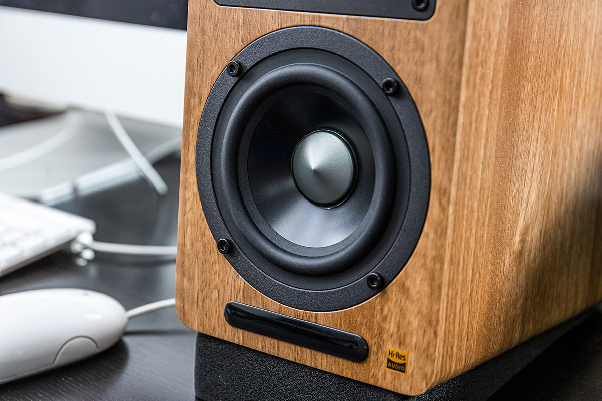 漫步者airpulse a80:内置解码及蓝牙的零死角桌面音响"系统"