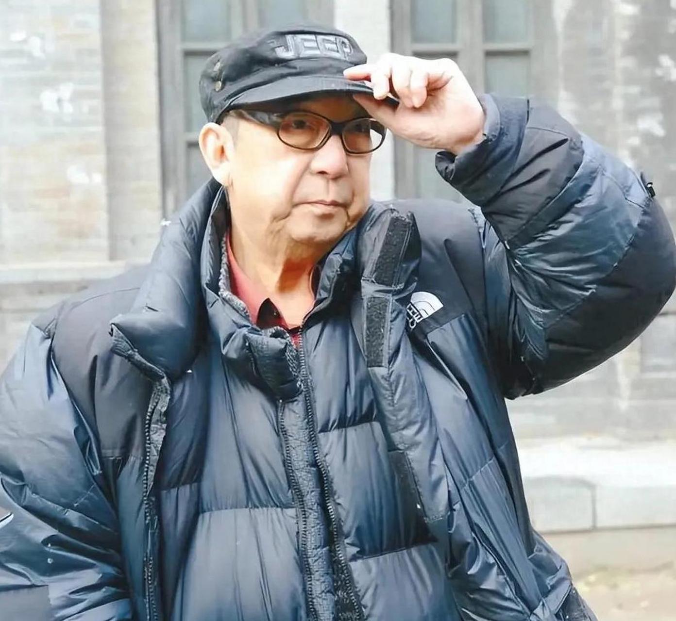 10月11日,《大宅门》导演郭宝昌突然辞世,享年83岁.