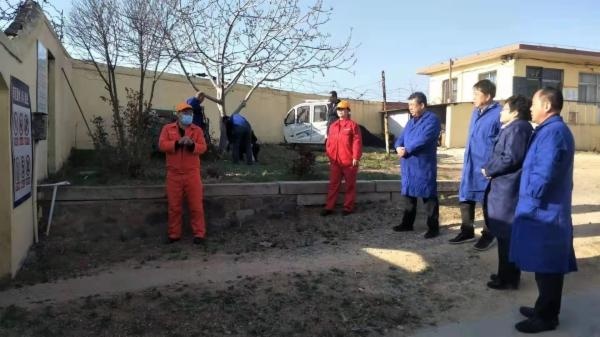 秦皇岛市工业和信息化局赵柏林局长进行民爆行业安全生产督导检查