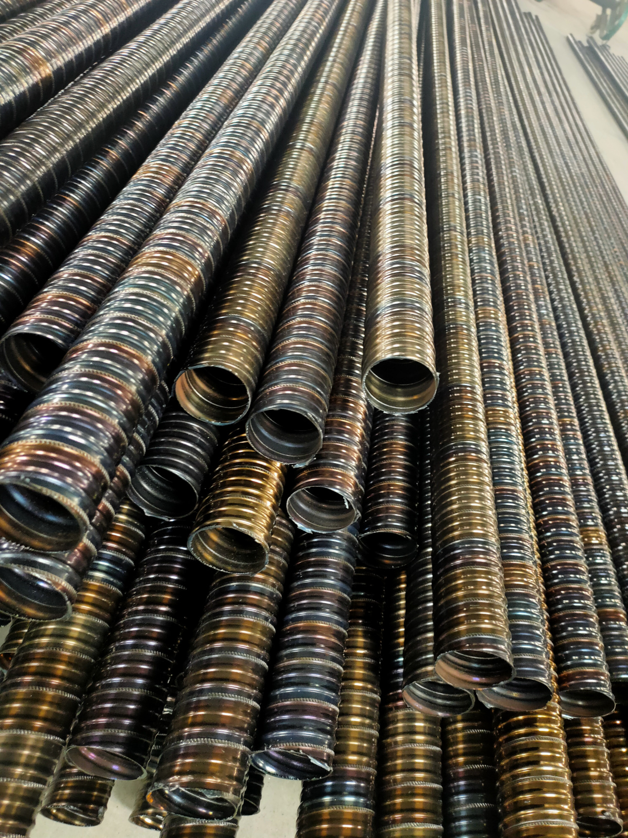 公路桥梁镀锌预应力金属波纹管钢绞线预埋波纹管35-300厂家dn50