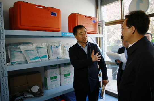 市委书记贠建民调研市疾控中心突发事件应急处置准备工作