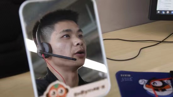 滴滴客服毛红:职场三年练就十八般"武艺"