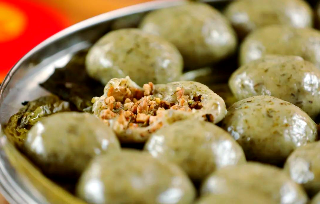 江口春日美食:品味清明粑与明前茶的独特魅力