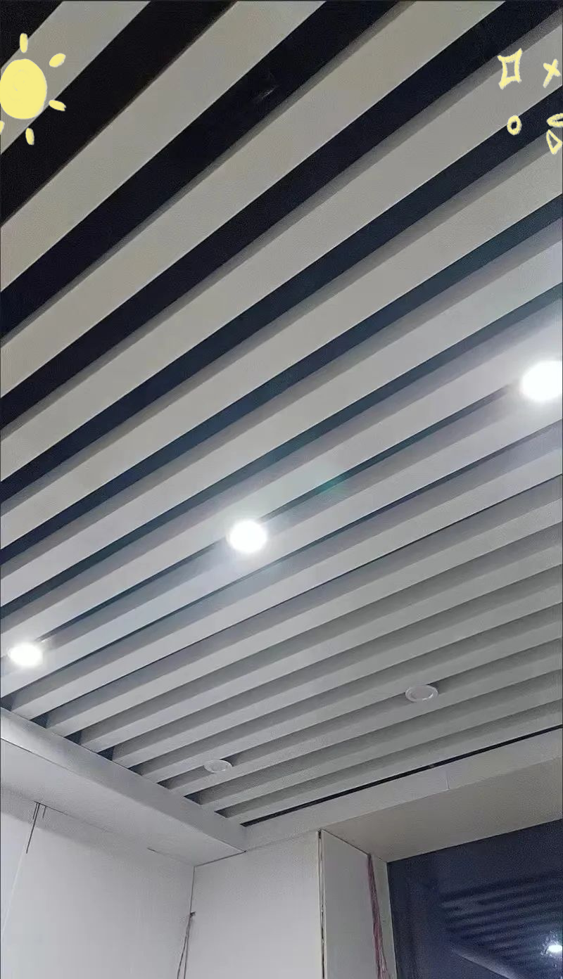 铝方通格栅吊顶的多样风格搭配效果图欣赏