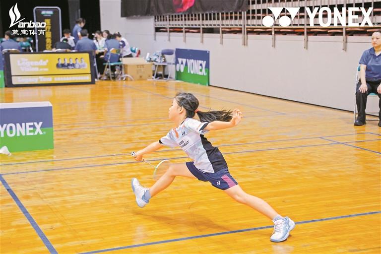 每天练习挥拍300次 三年来挥拍训练超过150000次 深圳