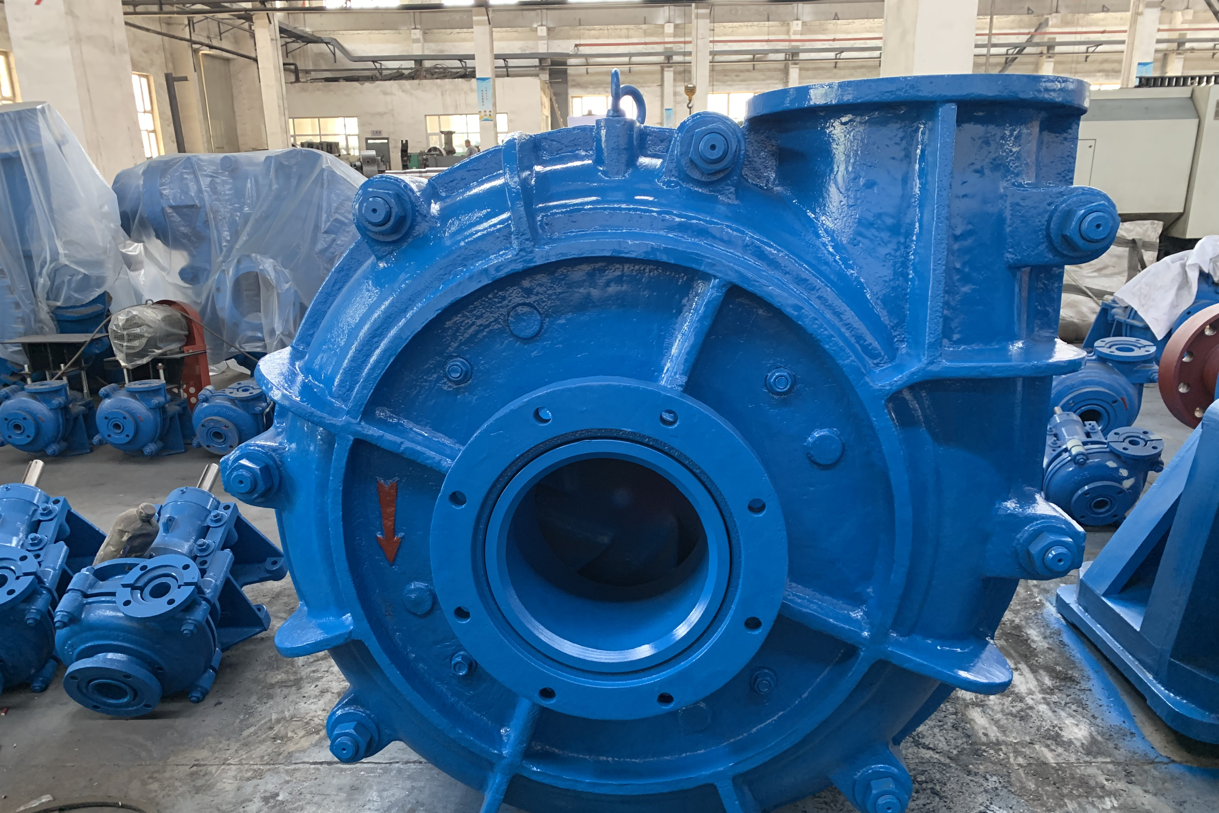 别担心,可能是漏气,堵塞,叶轮磨损,出口阀门开度不够等原因.