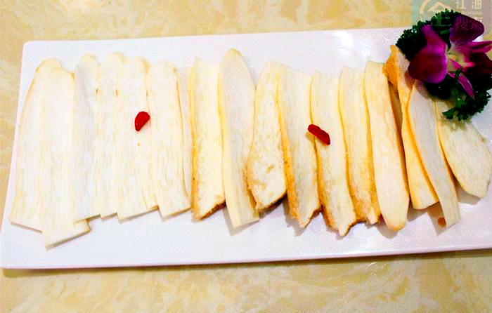 苗颖竹荪鹅:从汤到面的全方位味觉旅程