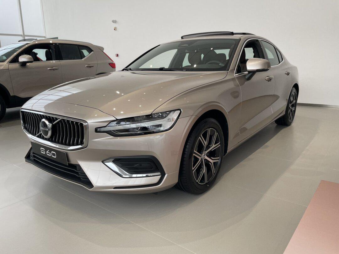沃尔沃s60轴距多长雅阁车场