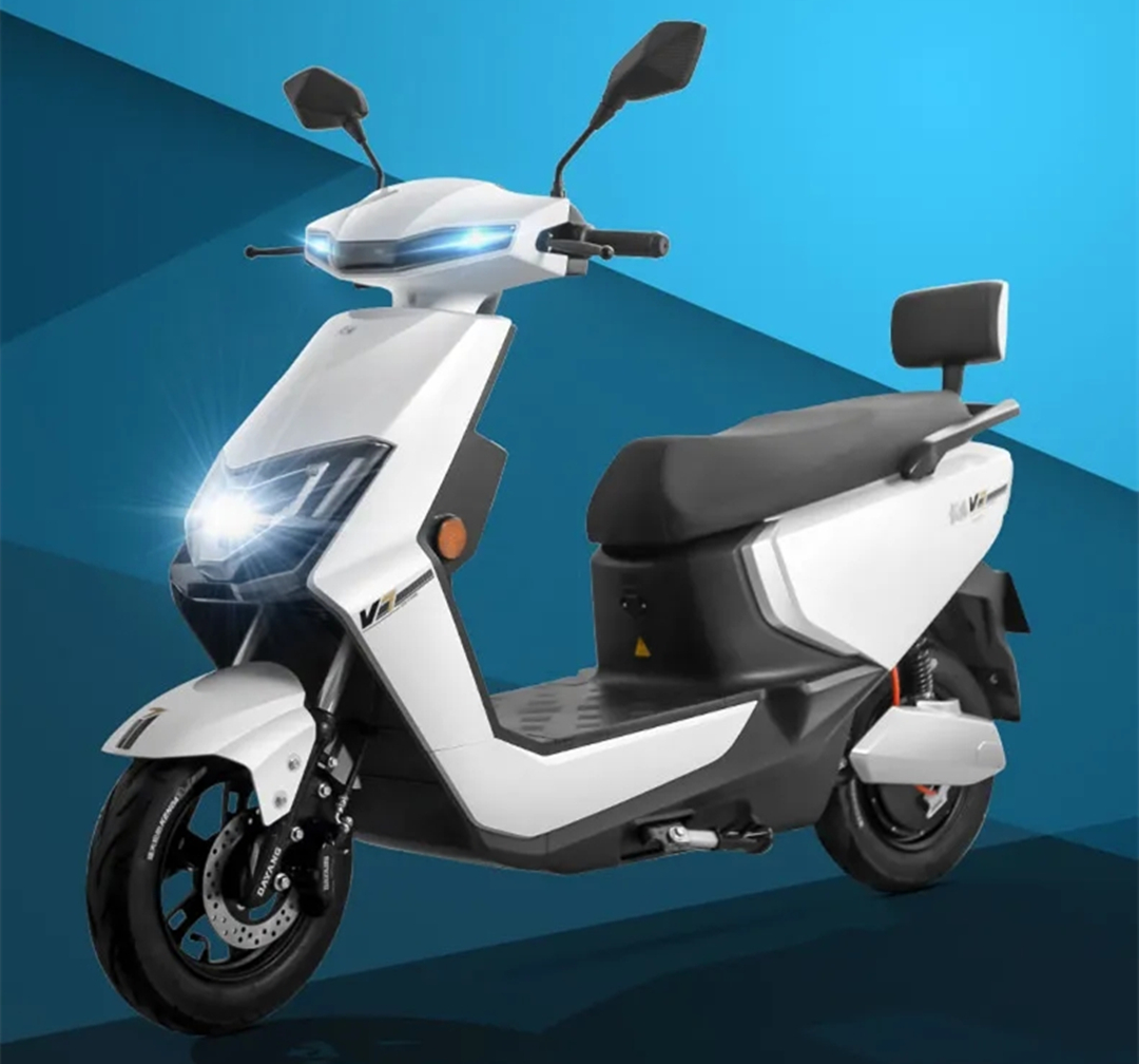 不过,与普通电动车相比,这类大动力电动车,相对来说价格更高且上路