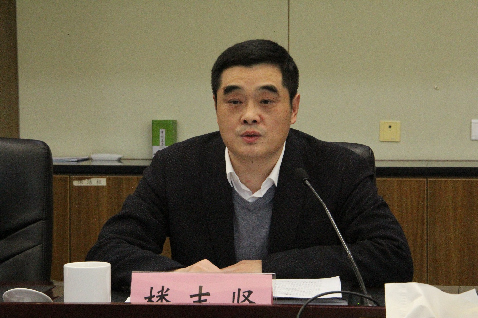 省国资委主任董贵波来丽开展"助企开门红"活动