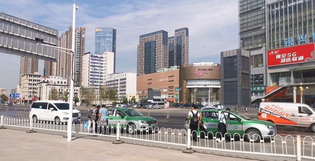 从热门到无生意,的士的蛋糕最后被分了,我只能说:自取其辱