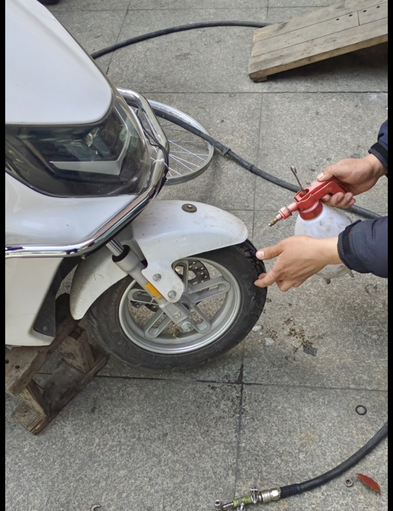 电瓶车补胎大概多少钱