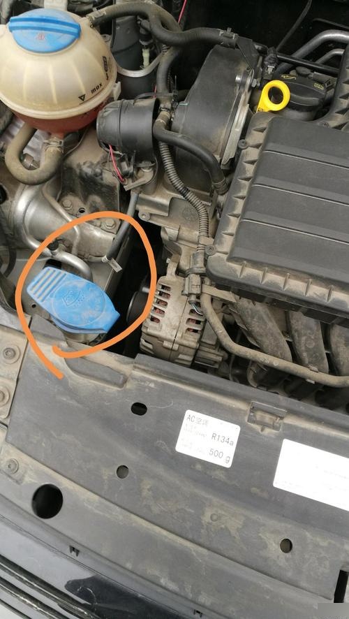 宝来2017如何加玻璃水