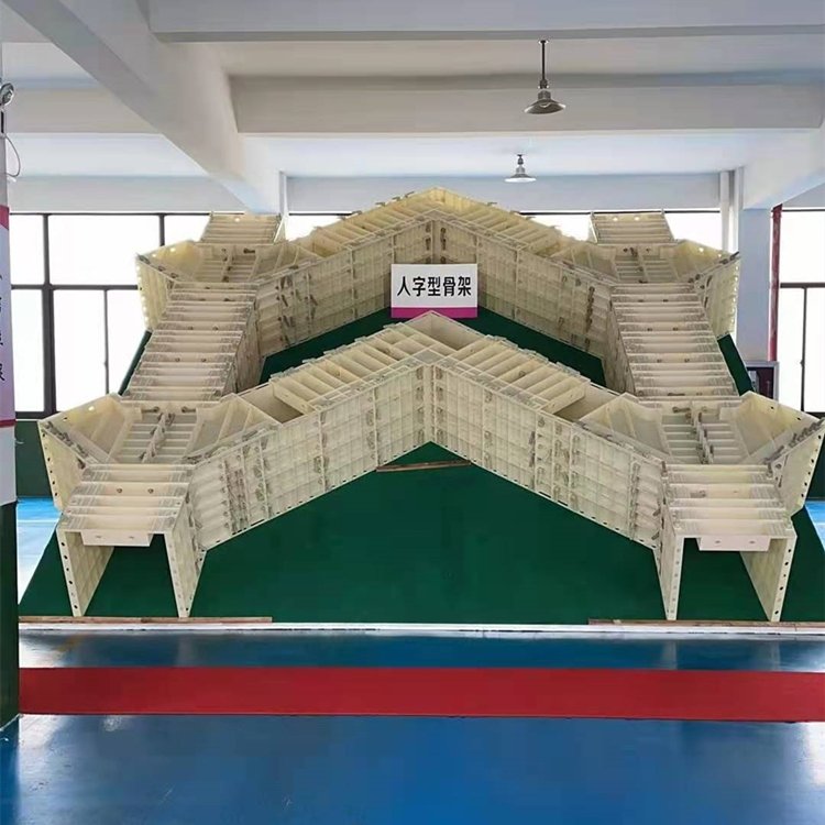 框架梁塑料模具框格梁塑料模板施工前应该做好充分的准备