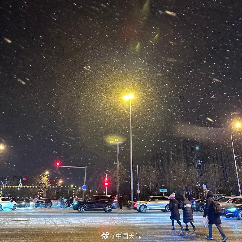 下雪夜景 真实图片