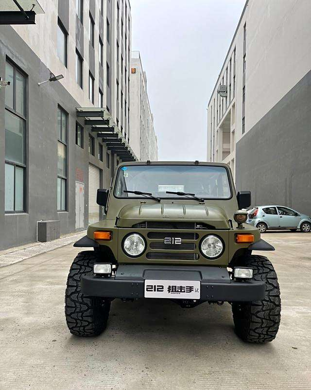 然而,复产后的北京212已无法重现往日的辉煌,支撑其存在的主要是人们