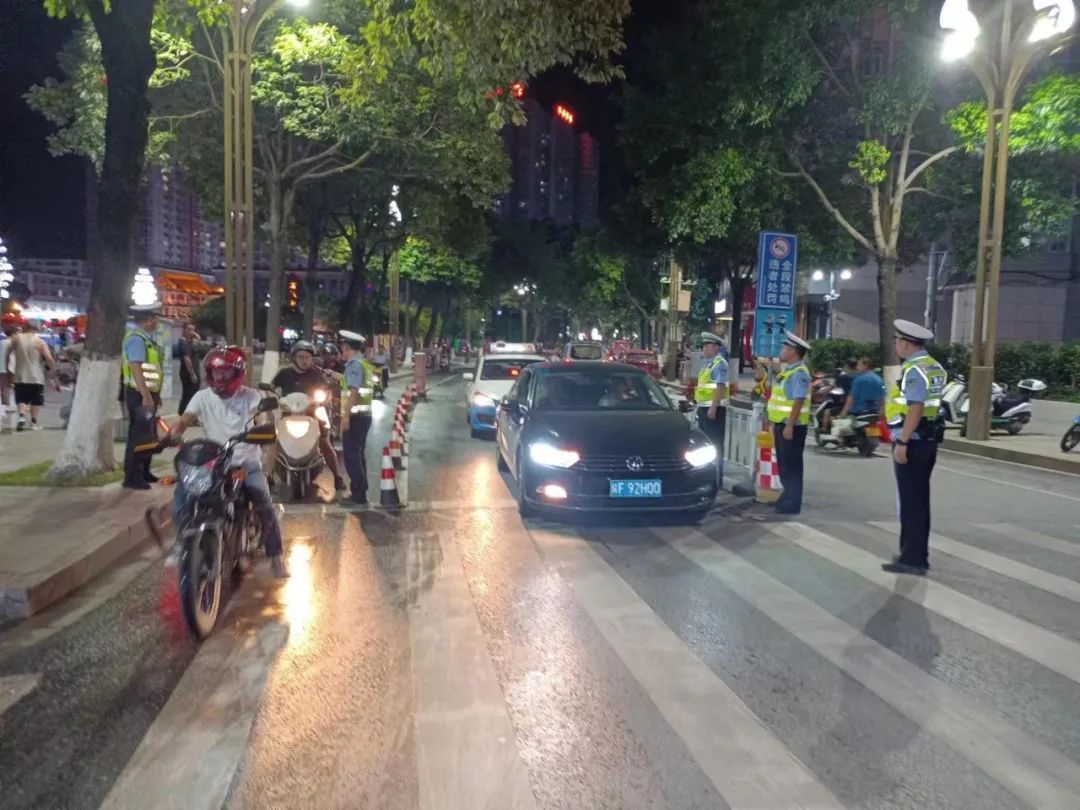 汉中交警"异地用警"查酒驾