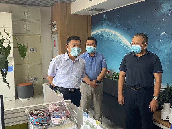 省公航旅集团董事长石培荣检查指导疫情防控工作