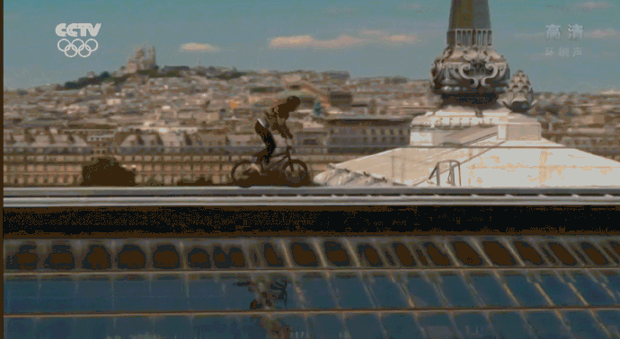 宇航员在国际空间站吹响萨克斯《马赛曲》.