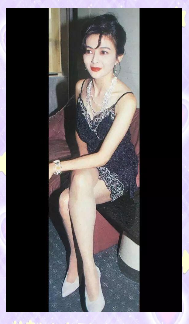 港片黄金时代:关之琳与李嘉欣的迷人风采