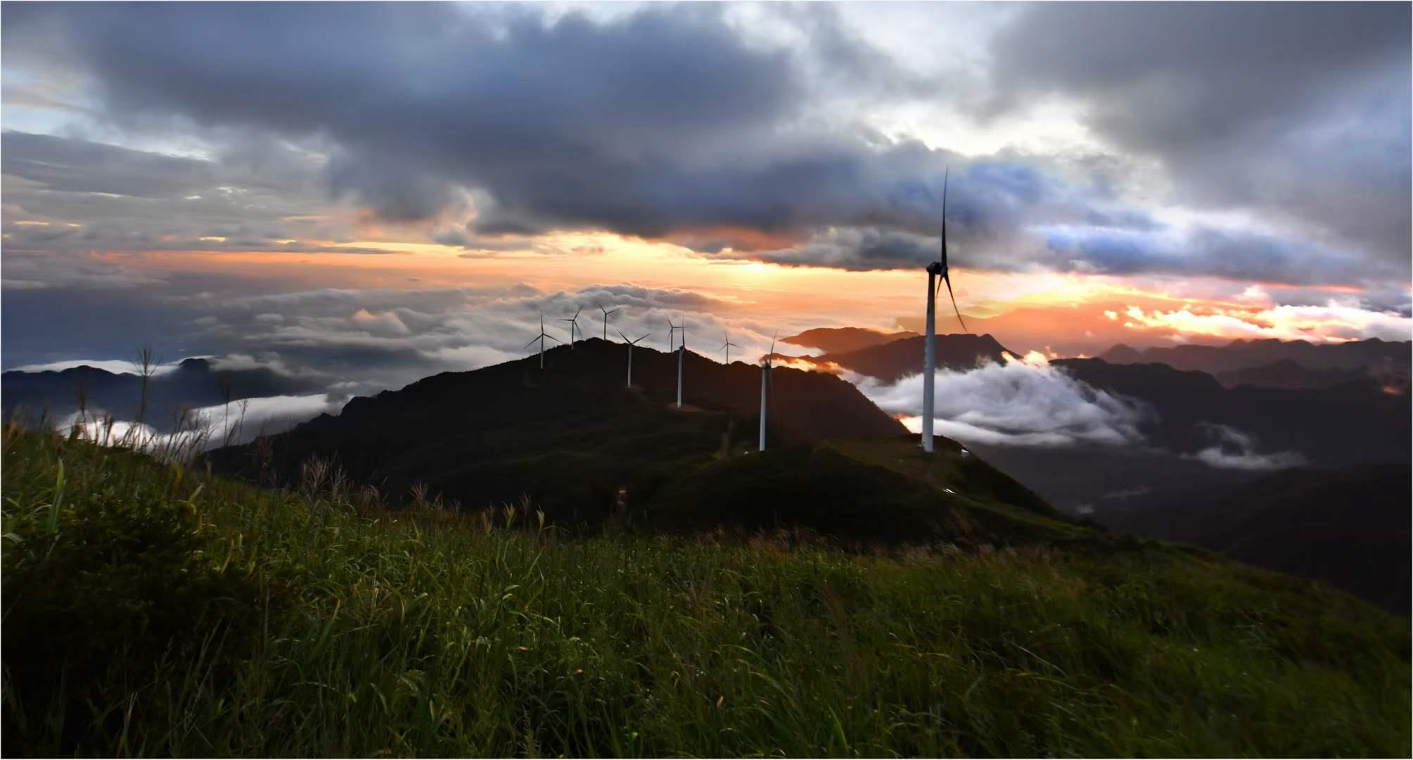 江永天仙草原燕子山日出美景宛如画
