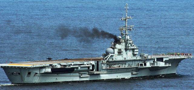 巴西自沉退役航母"圣保罗"号,60年舰龄