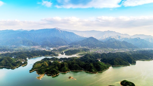 康养向南 南有龙山——看涟源龙山如何揭开"药王"神秘面纱