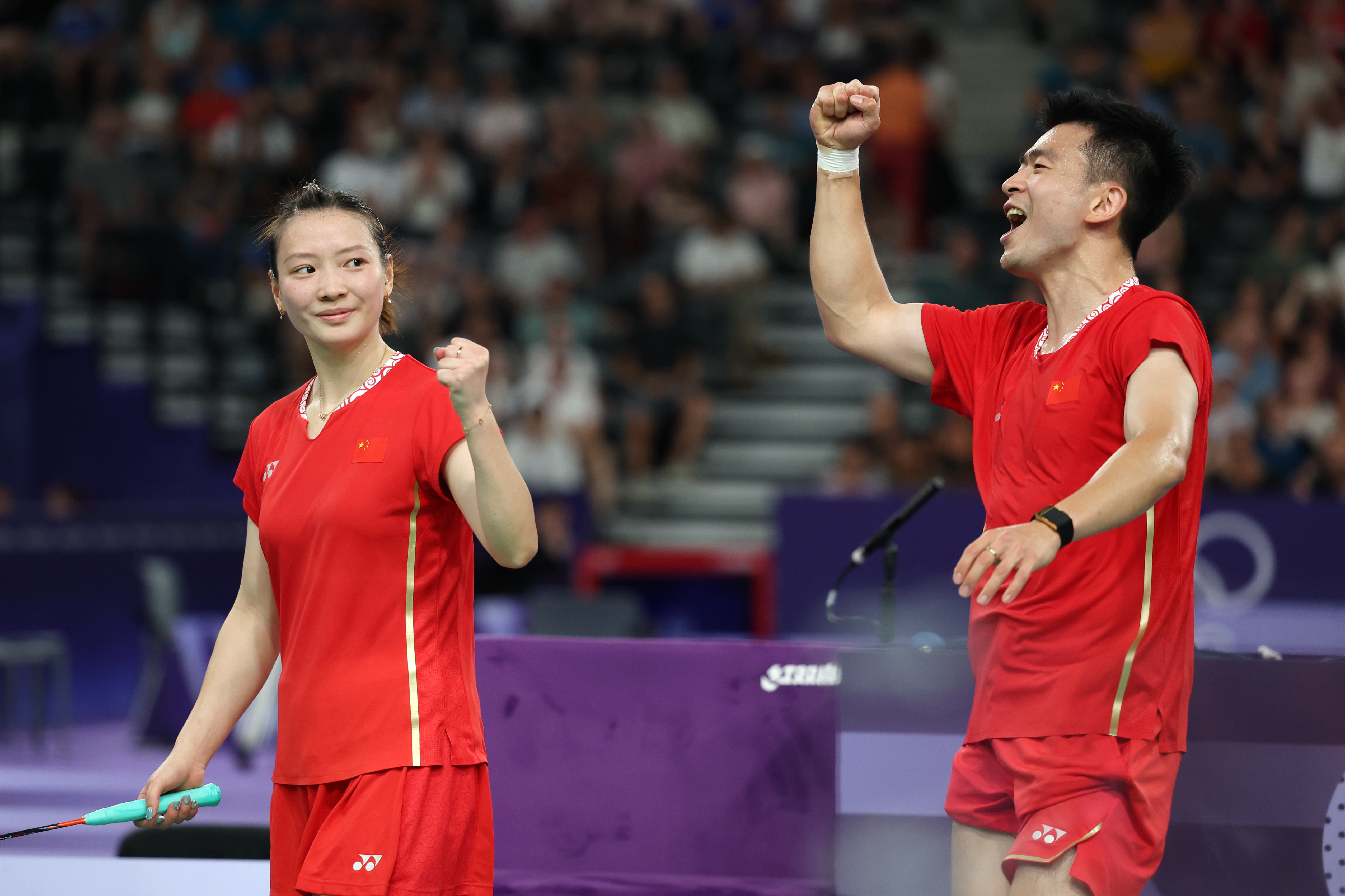 巴黎奥运会丨羽毛球——混双四分之一决赛:郑思维/黄雅琼晋级