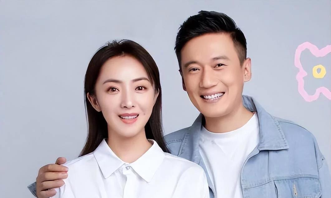 著名演员徐洪浩:比妻子大10岁,戏里演父女,戏外恩爱幸福惹人羡