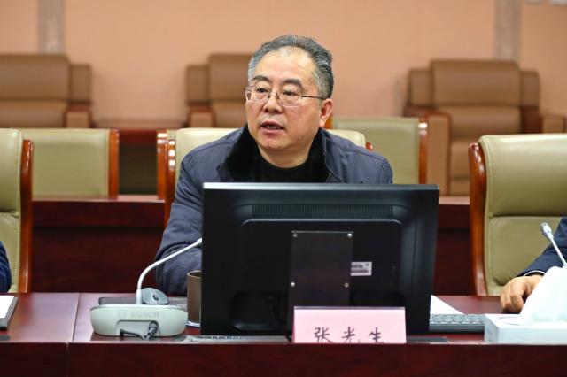 广州市白云区区委书记赵军明一行来校推进"江南大学-白云美湾国际化妆