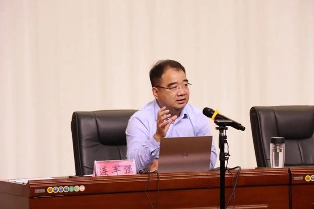 武安十中党总支书记连军强同志受邀在邯郸幼专作师德专题讲座