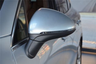 卡宴后视镜锁车自动收 保时捷卡宴收反光镜按哪个键