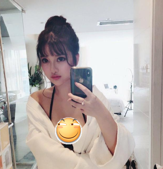 "广州漫展"事件热度减少后,小尤奈放出私照,这真的是16岁?