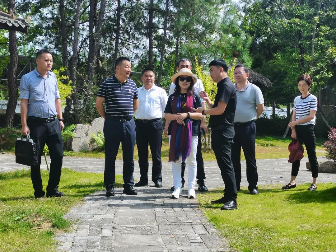 马子兴开展片区旅游资源调研
